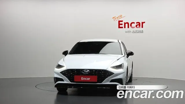 Hyundai Sonata — Фото автомобиля 3