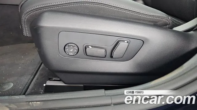 BMW 5 Series — Фото автомобиля 30