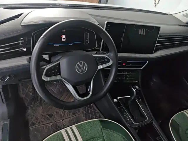 Volkswagen Sagitar — Фото автомобиля 12
