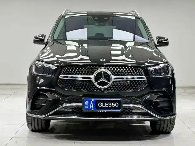Mercedes-Benz GLE-Class — Фото автомобиля 2
