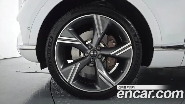 Genesis GV80 — Фото автомобиля 4