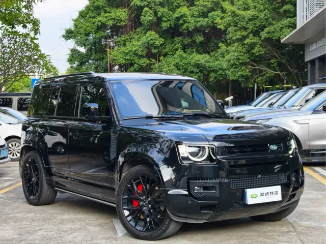 Land Rover Defender — Фото автомобиля 3