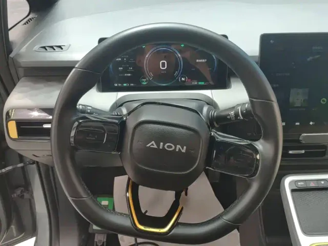 GAC Aion Y — Фото автомобиля 10