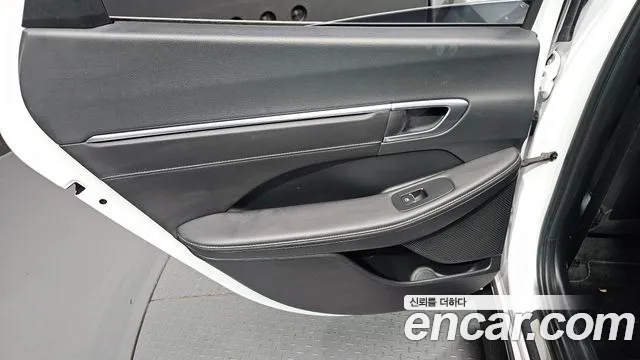 Hyundai Sonata — Фото автомобиля 14