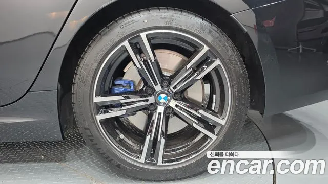 BMW 3 Series — Фото автомобиля 6
