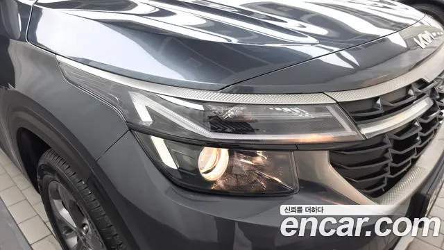 Kia Seltos — Фото автомобиля 7
