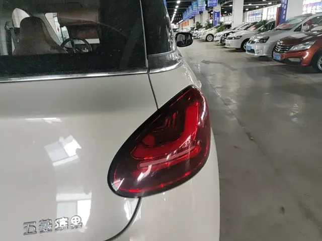 Wuling Bingo — Фото автомобиля 7