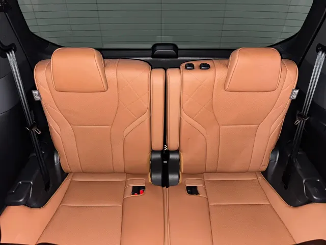 Toyota Vellfire — Фото автомобиля 9