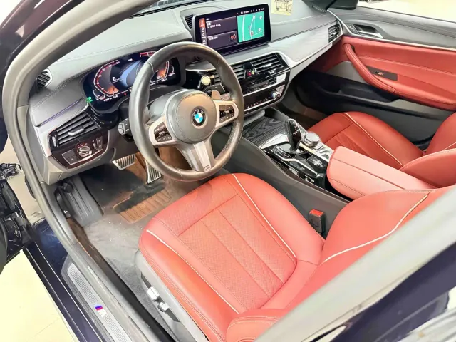 BMW 5 Series — Фото автомобиля 7