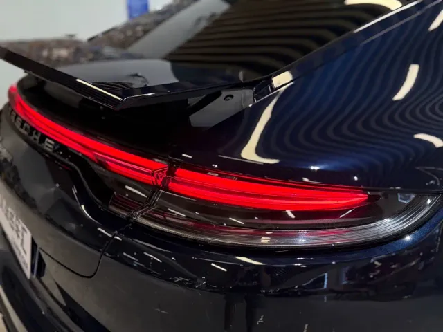 Porsche Panamera — Фото автомобиля 8