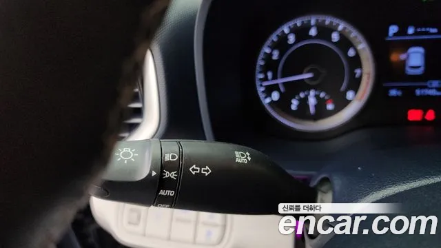 Hyundai Venue Venue 1.6 Modern Plus — Фото автомобиля 29