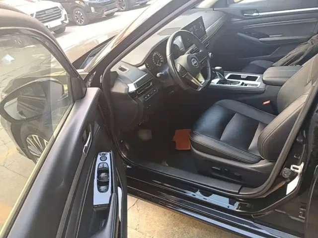 Nissan Teana — Фото автомобиля 15
