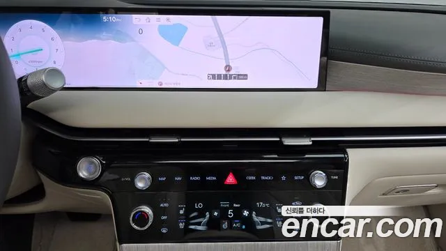 Genesis G80 Бензин 3.5 турбо AWD — Фото автомобиля 14