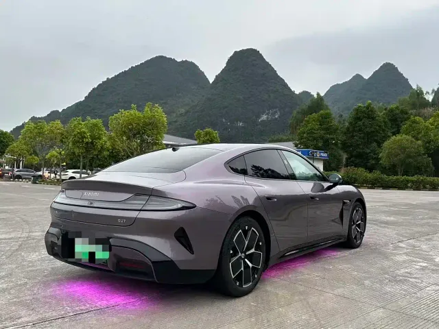Xiaomi SU7 — Фото автомобиля 6