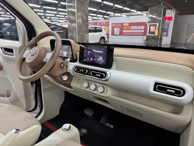 Wuling Hongguang Mini EV — Фото автомобиля 10