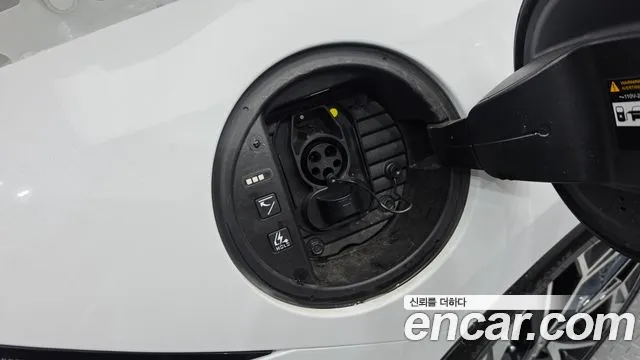 Hyundai Ioniq 6 — Фото автомобиля 18