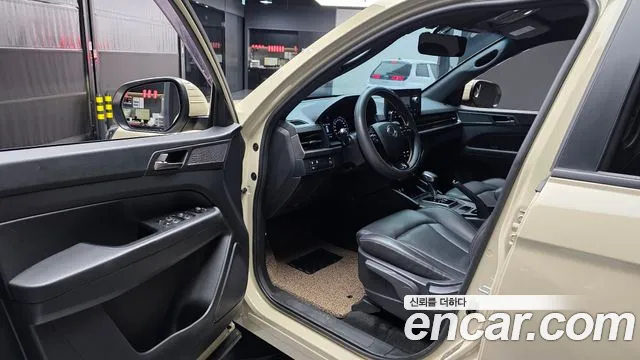 KG_Mobility_Ssangyong Rexton Новый Rexton Sport Khan Дизель 2.2 2WD — Фото автомобиля 2