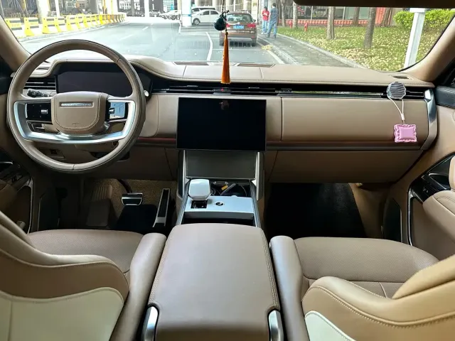Land Rover Range Rover 2024 3.0 L6 400PS SV Honor Genesis Extended — Фото автомобиля 18