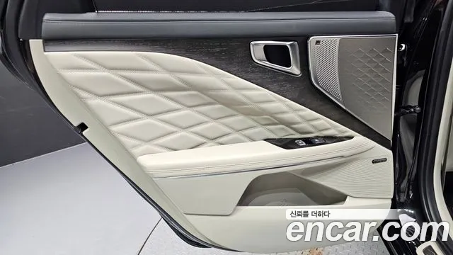 Kia K8 K8 Hybrid — Фото автомобиля 25