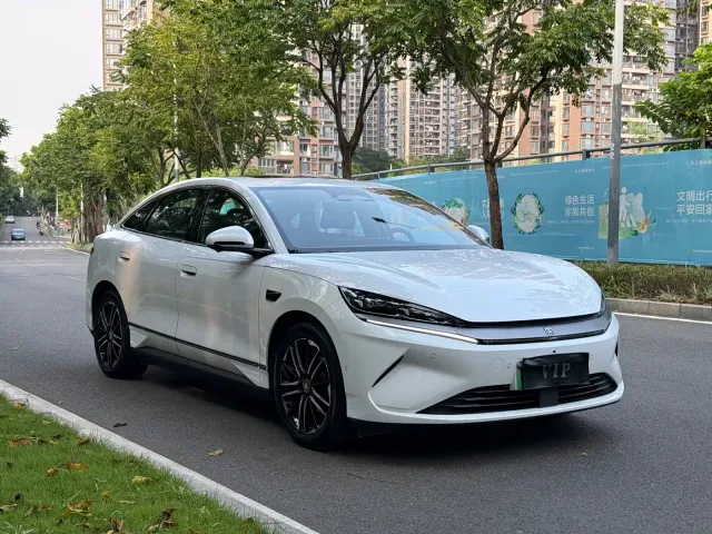 BYD Qin L — Фото автомобиля 5