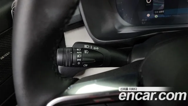 Вольво XC40 — Фото автомобиля 25