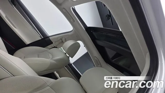 Hyundai Grandeur (New) Hybrid — Фото автомобиля 24