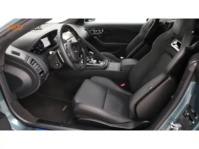 Jaguar Jaguar F-TYPE 2024 P300 75th Anniversary Collector's Hardtop Edition — Фото автомобиля 7