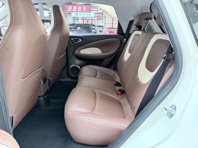 Wuling Bingo — Фото автомобиля 12