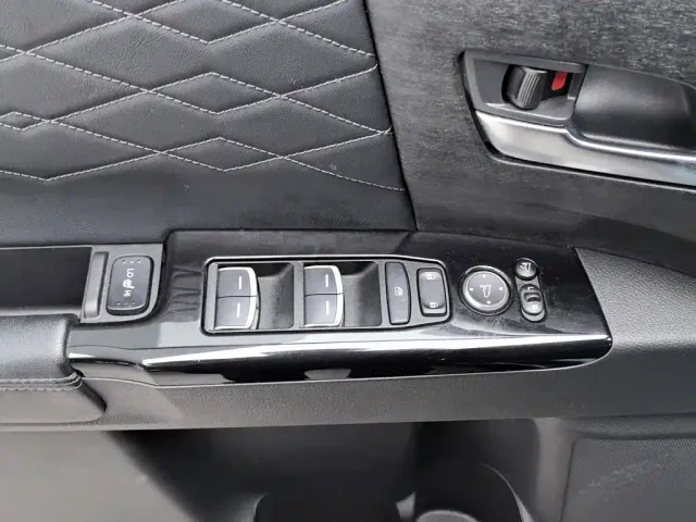 Honda Elysion — Фото автомобиля 9