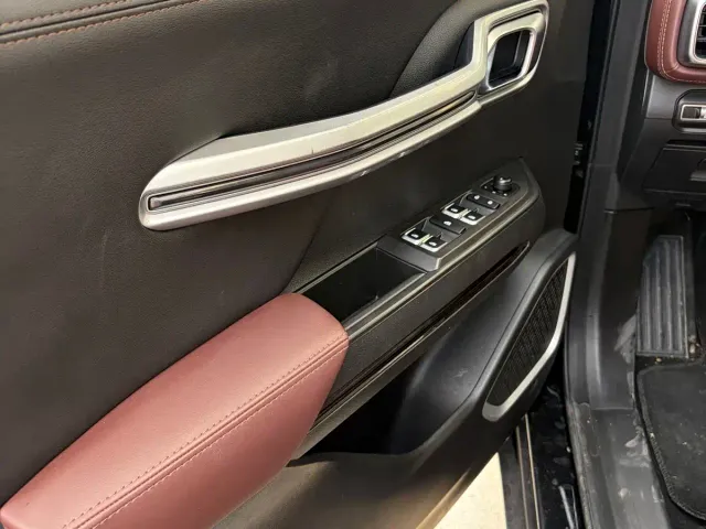 Geely Haoyue — Фото автомобиля 7