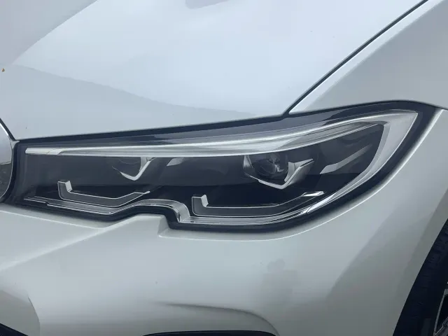 BMW 3 Series — Фото автомобиля 9
