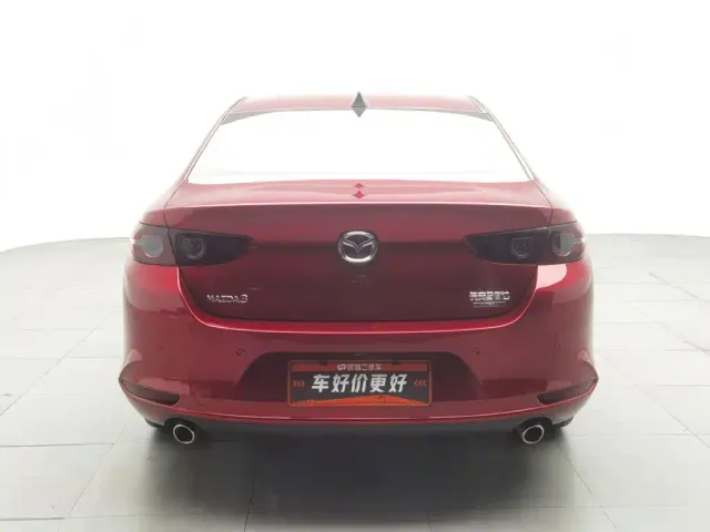 Mazda Axela — Фото автомобиля 4