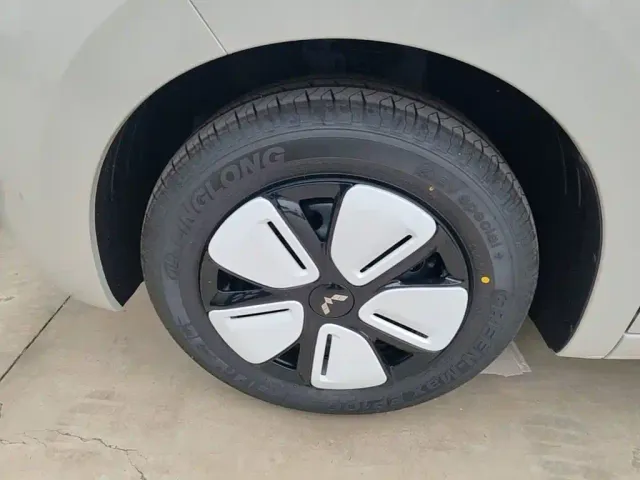 Wuling Hongguang Mini EV — Фото автомобиля 22