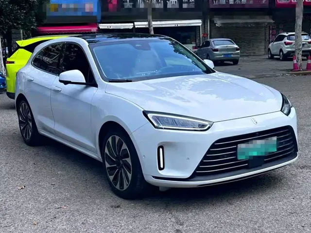 Aito M5 — Фото автомобиля 2