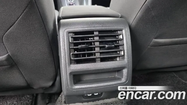 Volkswagen Golf Golf 8 поколение 2.0 TDI Prestige — Фото автомобиля 17