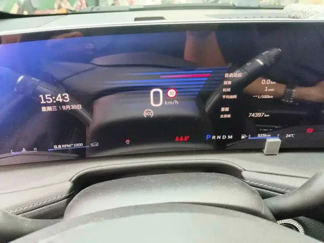 Cadillac XT4 — Фото автомобиля 15
