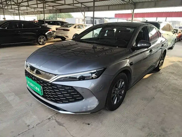 Фотография автомобиля — BYD Qin L