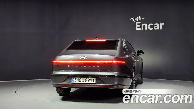 Hyundai Grandeur GN7 — Фото автомобиля 4