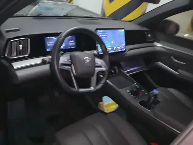 BYD Song Pro — Фото автомобиля 12
