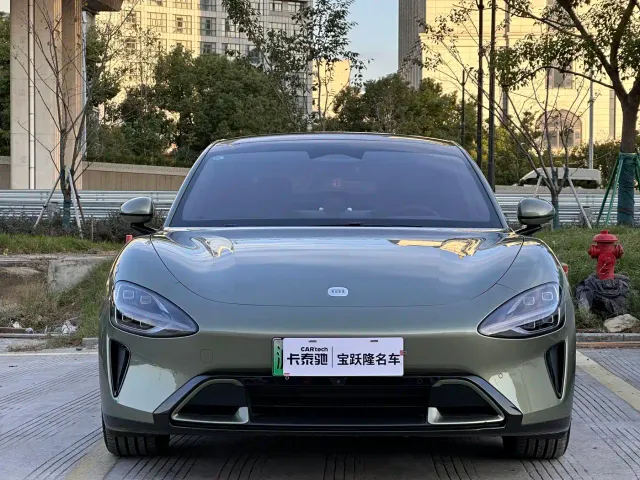 Xiaomi SU7 — Фото автомобиля 2