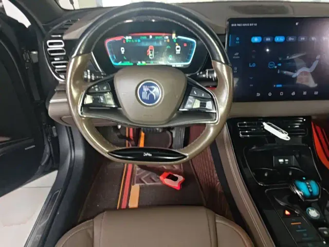 BYD Han — Фото автомобиля 10