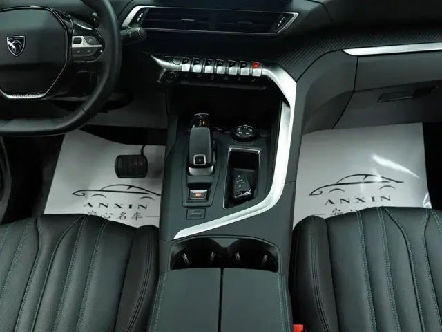 Peugeot 5008 — Фото автомобиля 17