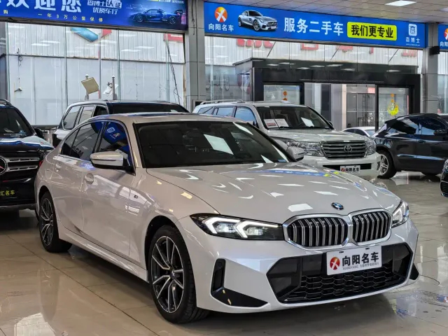 BMW 3 Series — Фото автомобиля 3