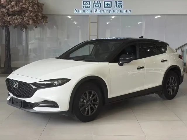 Фотография автомобиля — Mazda CX-4