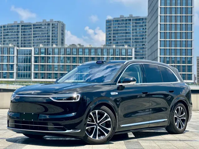 Aito M7 — Фото автомобиля 2