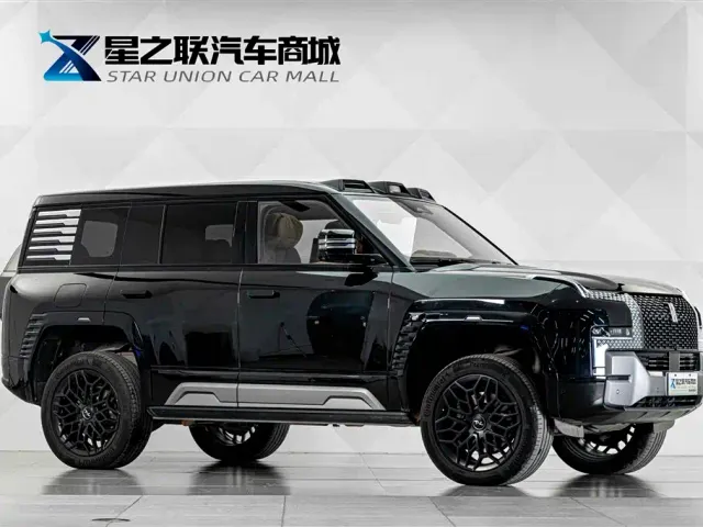 BYD U8 — Фото автомобиля 5