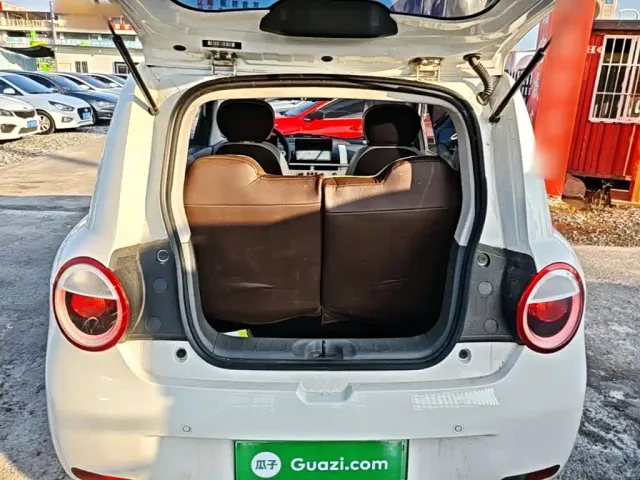 Changan Lumin — Фото автомобиля 18