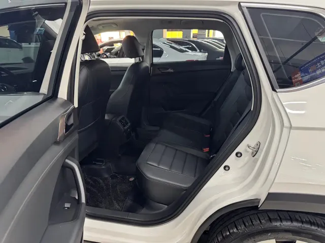 Volkswagen Tharu — Фото автомобиля 3