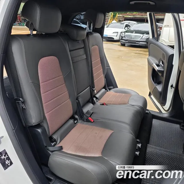 Mercedes-Benz EQB X243 — Фото автомобиля 12