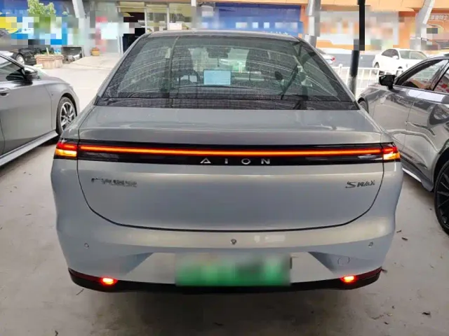 GAC Aion S MAX — Фото автомобиля 5